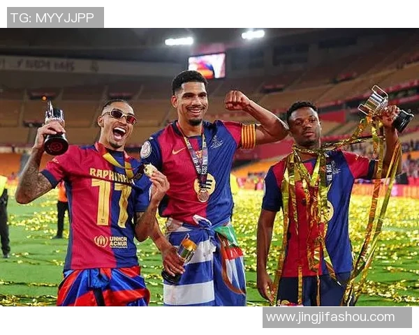 西班牙足协宣布原定周末的巴塞罗那德比延期进行，球迷热情不减